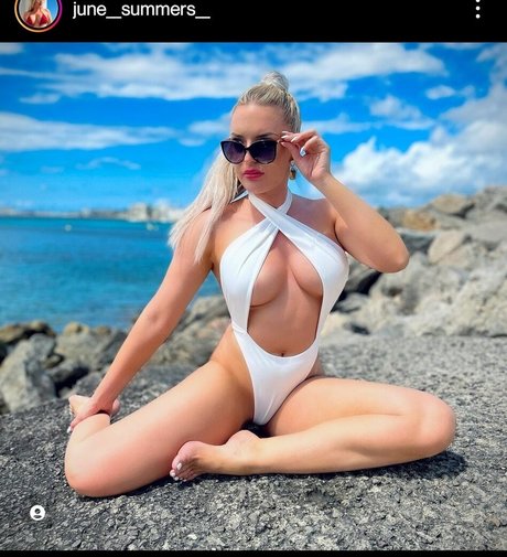 June summers Nacktbilder von OnlyFans