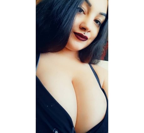 Ionela Madalina Oben ohne OnlyFans