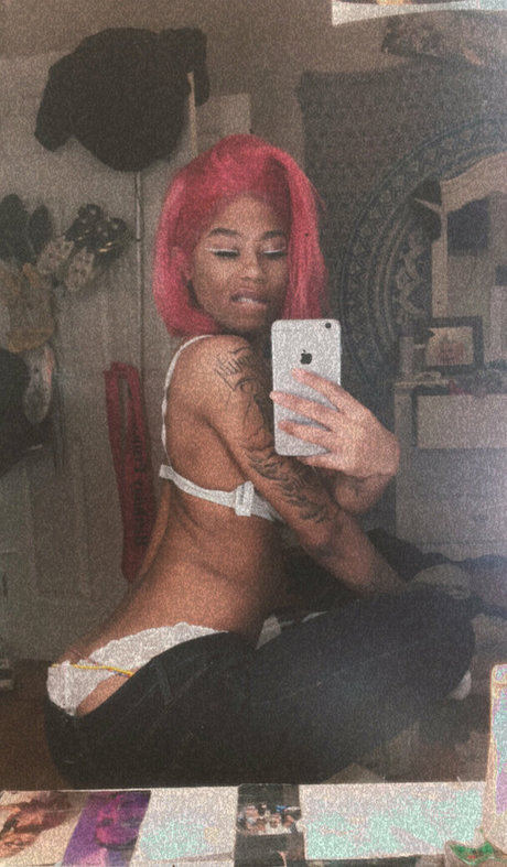 mickeymooh OnlyFans Nacktbilder