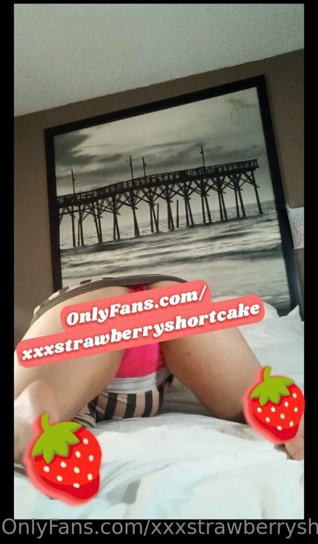 xxxstrawberryshortcake OnlyFans schlank
