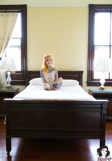 Faun OnlyFans Striptease