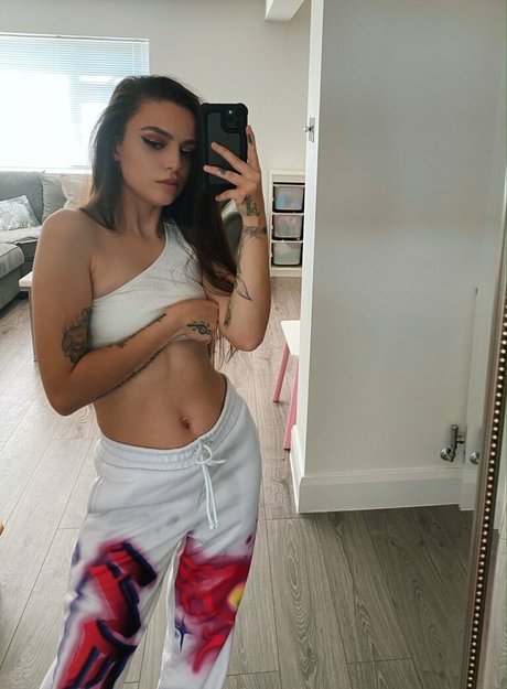Cher Lloyd OnlyFans Bilder