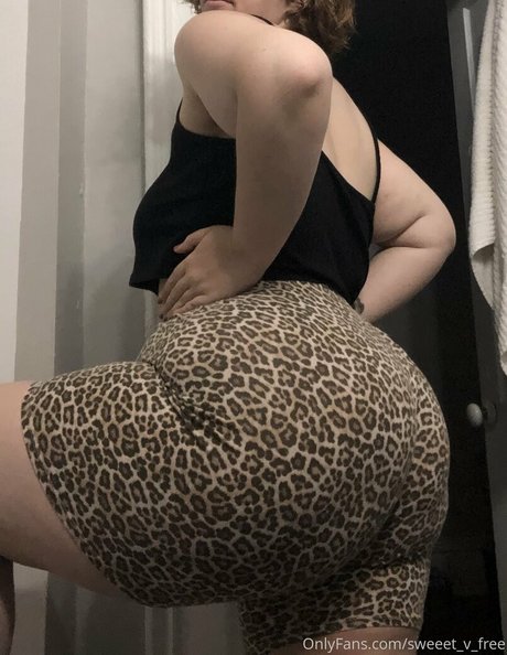 sweeet v free OnlyFans-Creator