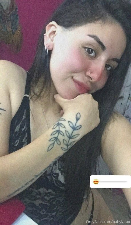 laraxxxb OnlyFans geleakte Brüste