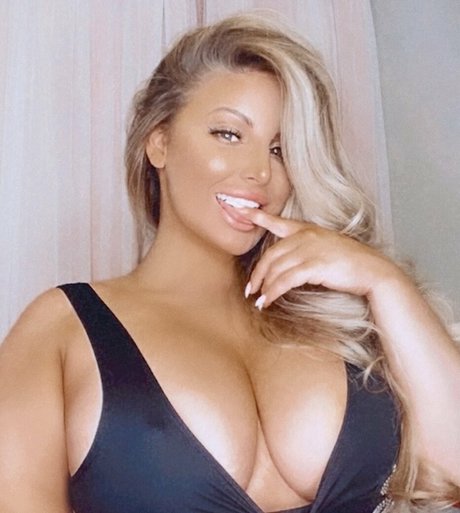 ashalexiss OnlyFans Nacktbilder