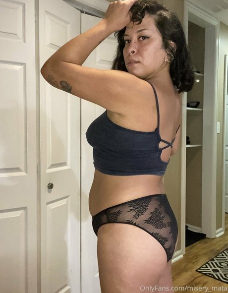 mirari mata Nacktbilder von OnlyFans geleakt