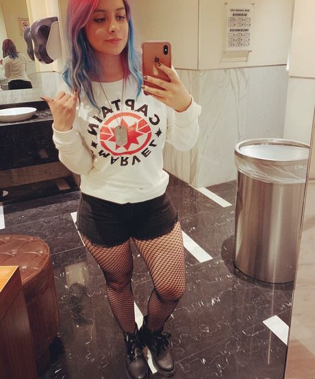 Jezz Angeles OnlyFans Nackt