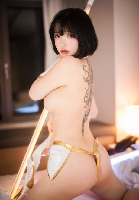 nur fans älterer frauen nackt Galerie