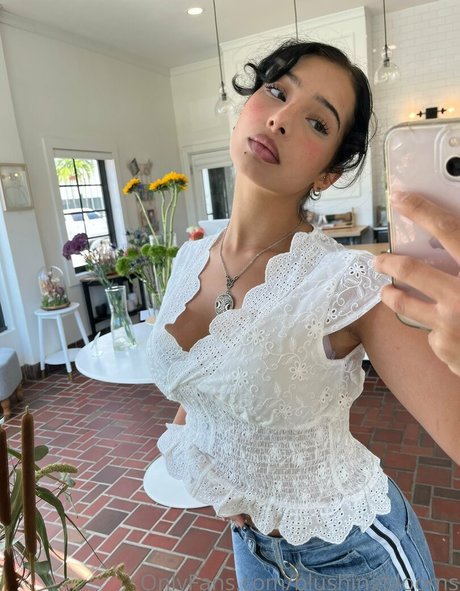 blushingblooms OnlyFans