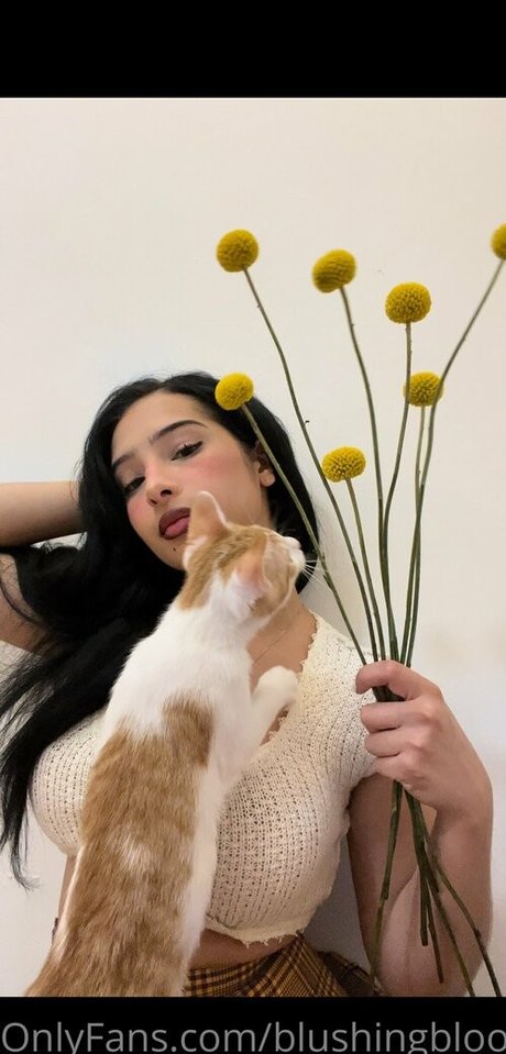 blushingblooms Bilder OnlyFans