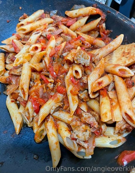 angieoverkill OnlyFans Model Fotos