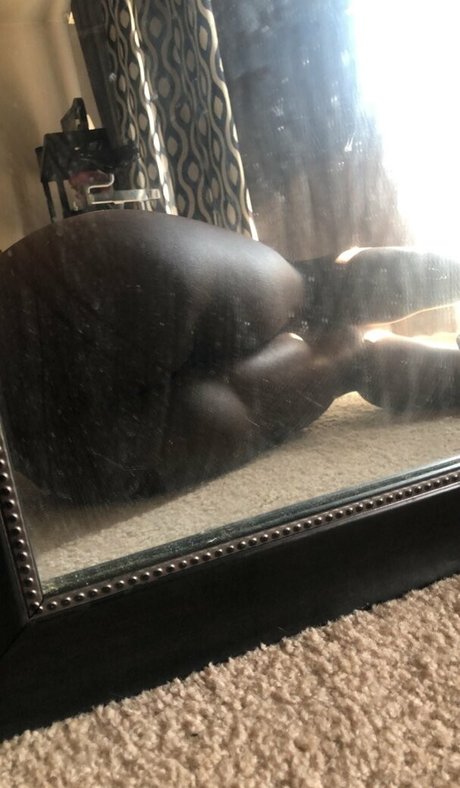 ebonymuscle Nacktbilder von OnlyFans