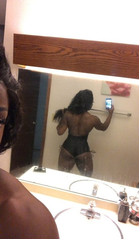 ebonymuscle Nacktbilder geleakt OnlyFans