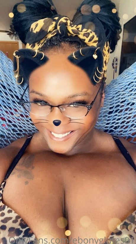 ebonyglutes01 Only ...