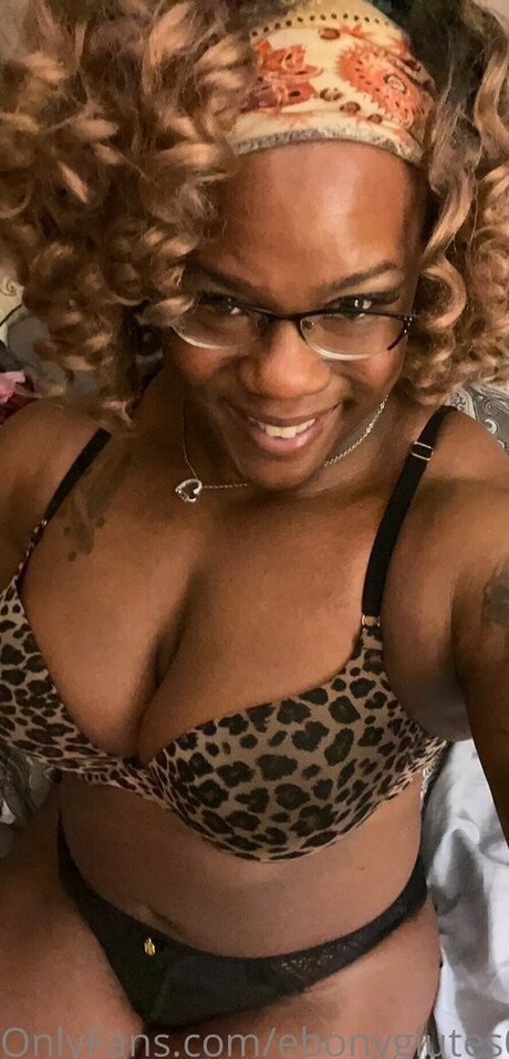ebonyglutes01 OnlyFans Gratis