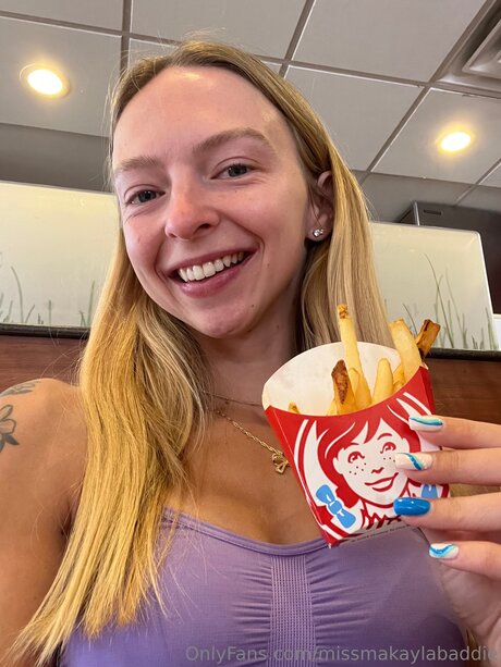 missmakaylabaddie OnlyFans Nacktbilder