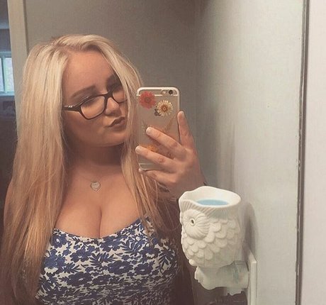 geile krankenschwester onlyfans Kunstporno Beitrag