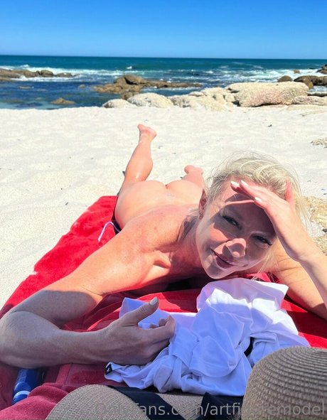 artfiguremodel Oben ohne OnlyFans