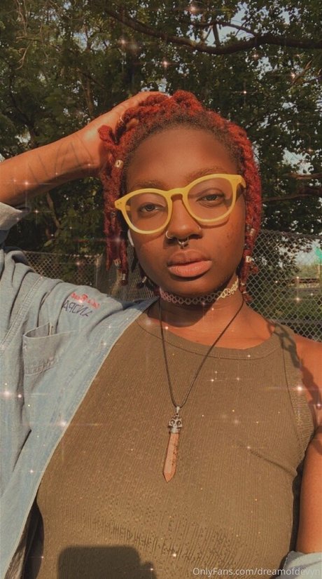 dreamofdevyn OnlyFans Nacktfotos