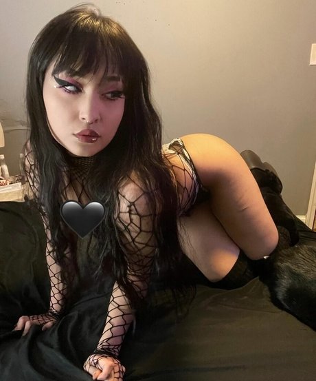 Babispit Nackt auf OnlyFans Leaks