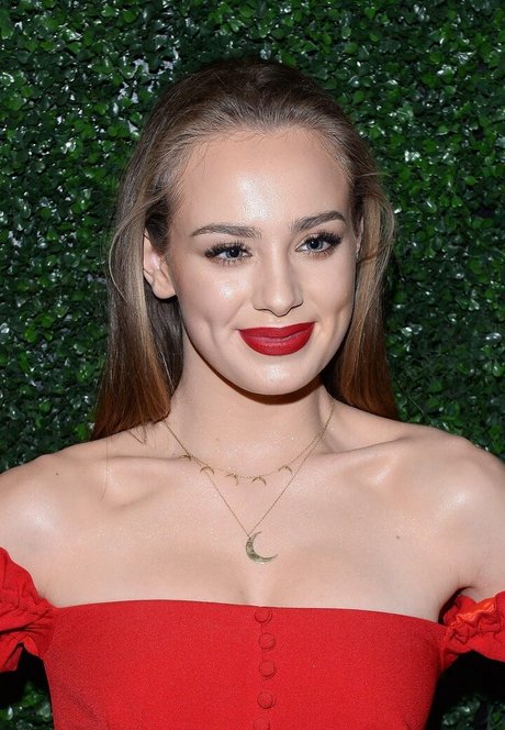 Wiktoria Gasiewska OnlyFans Sextape