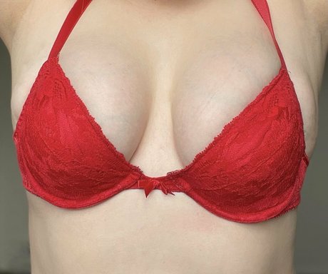 novaaraee OnlyFans-Komplettinhalte