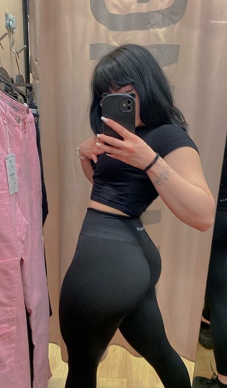 Sudemwah OnlyFans-Model