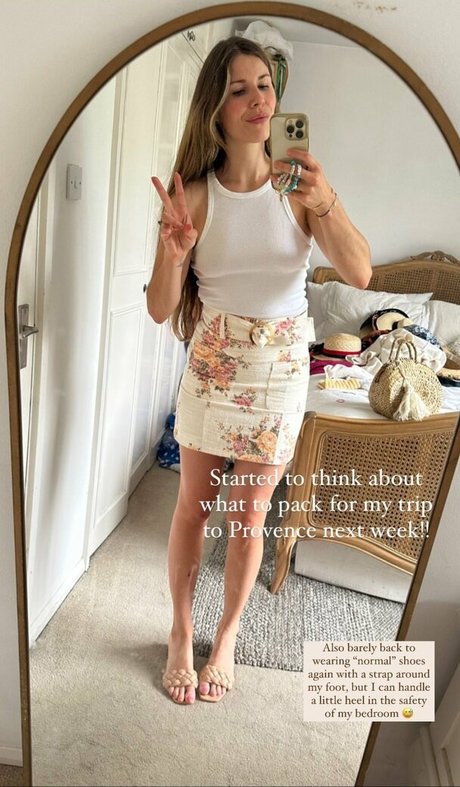 Manon Lagreve Nacktbilder auf OnlyFans