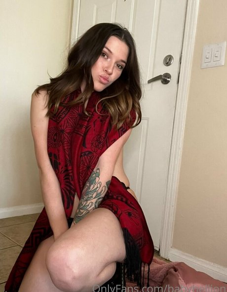 babyhellion Nacktbilder OnlyFans