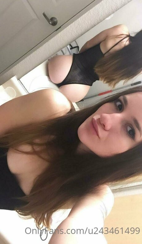 hotlexxxi OnlyFans Bilder