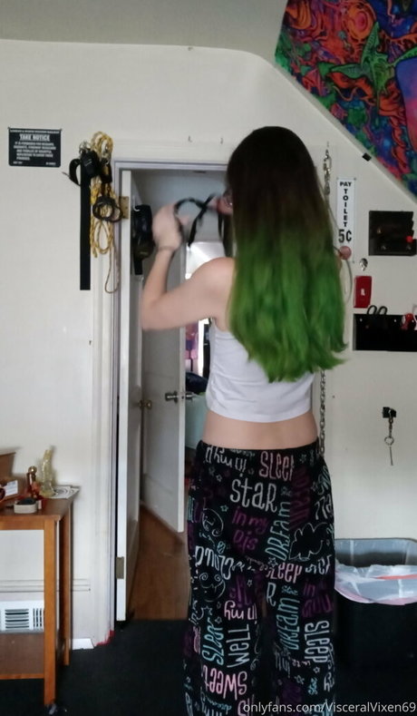 visceralvixen69 OnlyFans Nacktbilder