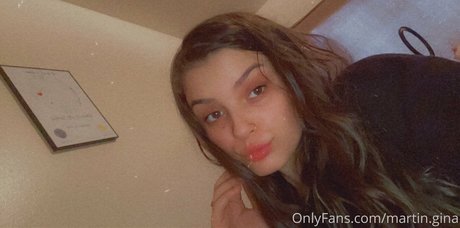 realginawaters Nackt