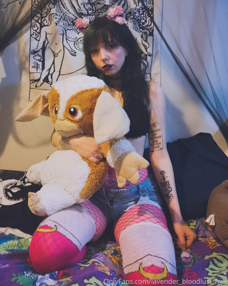 lavender bloodlust free Nacktbilder von OnlyFans geleakt