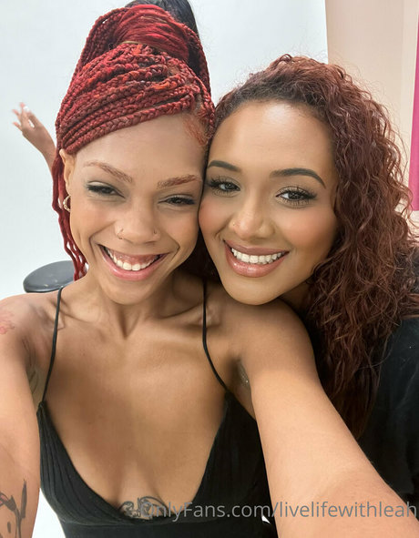 leahsade OnlyFans Sex Leak