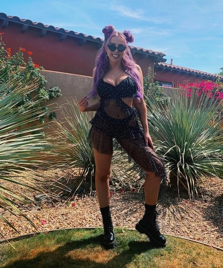 Violet Benson Nacktporno OnlyFans