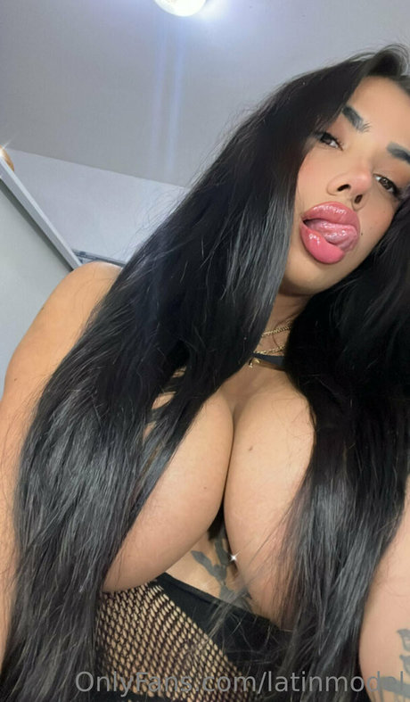 latinmodel Nackt OnlyFans