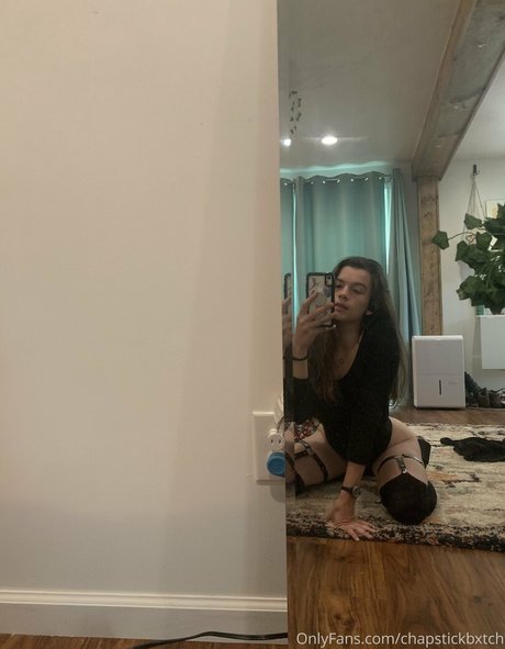 chapstickbxtch XXX OnlyFans