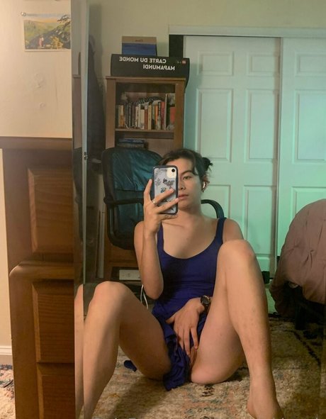 chapstickbxtch Nacktpornos auf OnlyFans