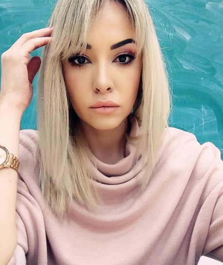 Teachers OnlyFans Striptease