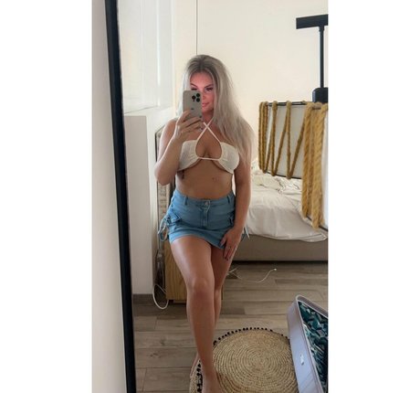 D arcy Ingle OnlyFans-Fotos