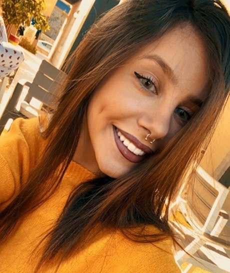 Emuna Zuzut OnlyFans-Bild