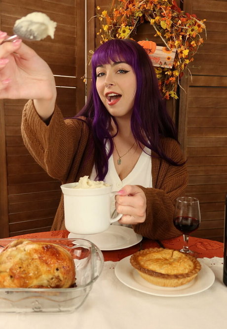 rowsvee2 OnlyFans-Creator