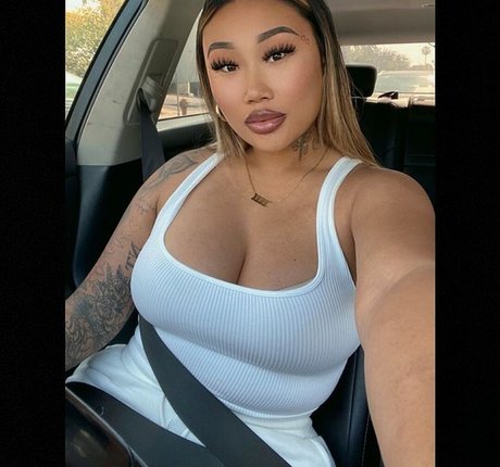 ilikekandyy OnlyFans Strip