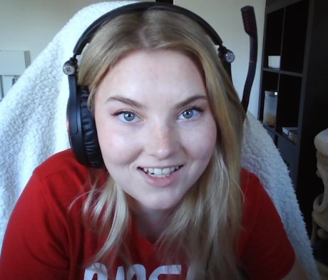 vanessaahlstrom OnlyFans Sex