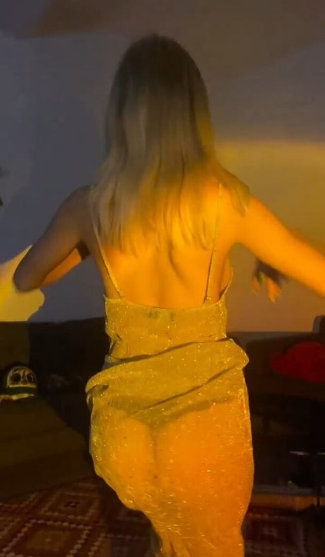 Ksukkiss OnlyFans Nacktbilder