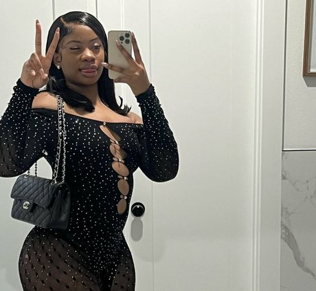 Yazmynswrld OnlyFans-Leak