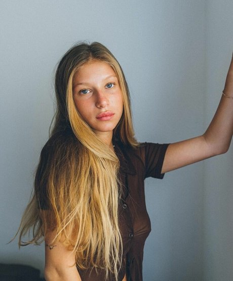 Roni Zouler OnlyFans Sex