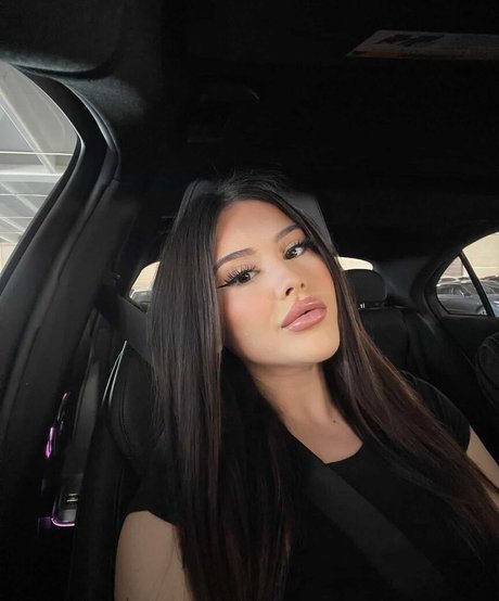 mamibree Model OnlyFans Foto