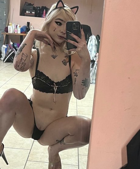 Sinkiity OnlyFans explizite Inhalte