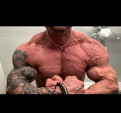 flexcash4 OnlyFans geleakte Pornografie